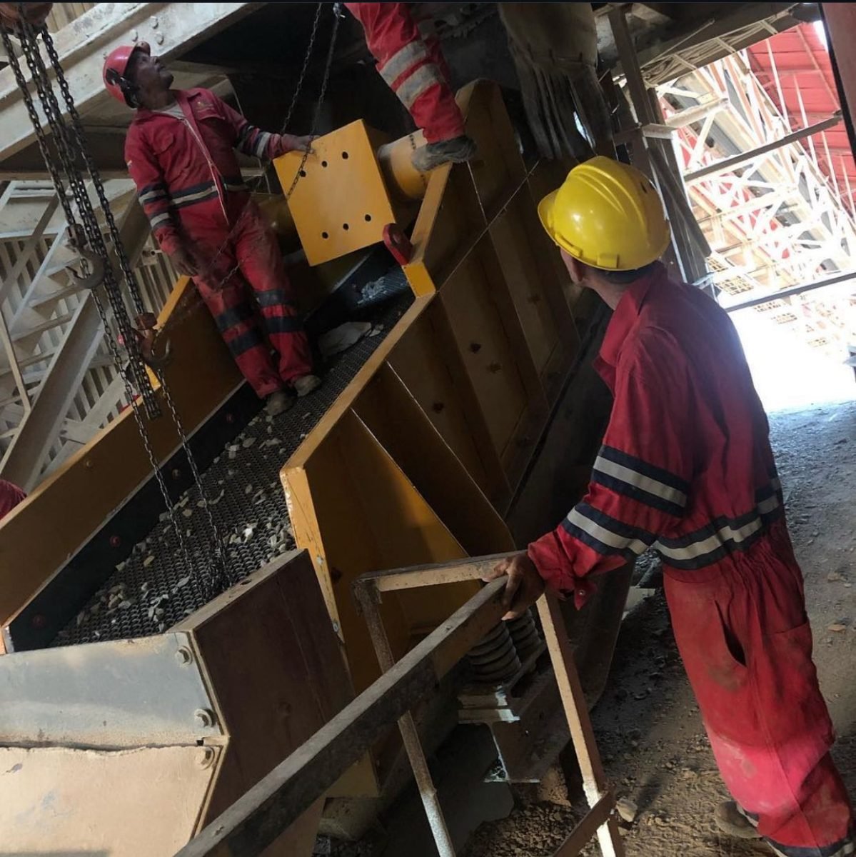 Construcción, Montaje y Servicios Conexos - Imagen 19