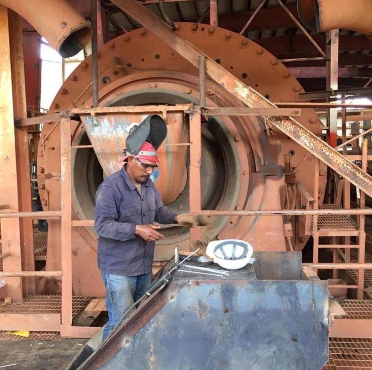 Construcción, Montaje y Servicios Conexos - Imagen 12